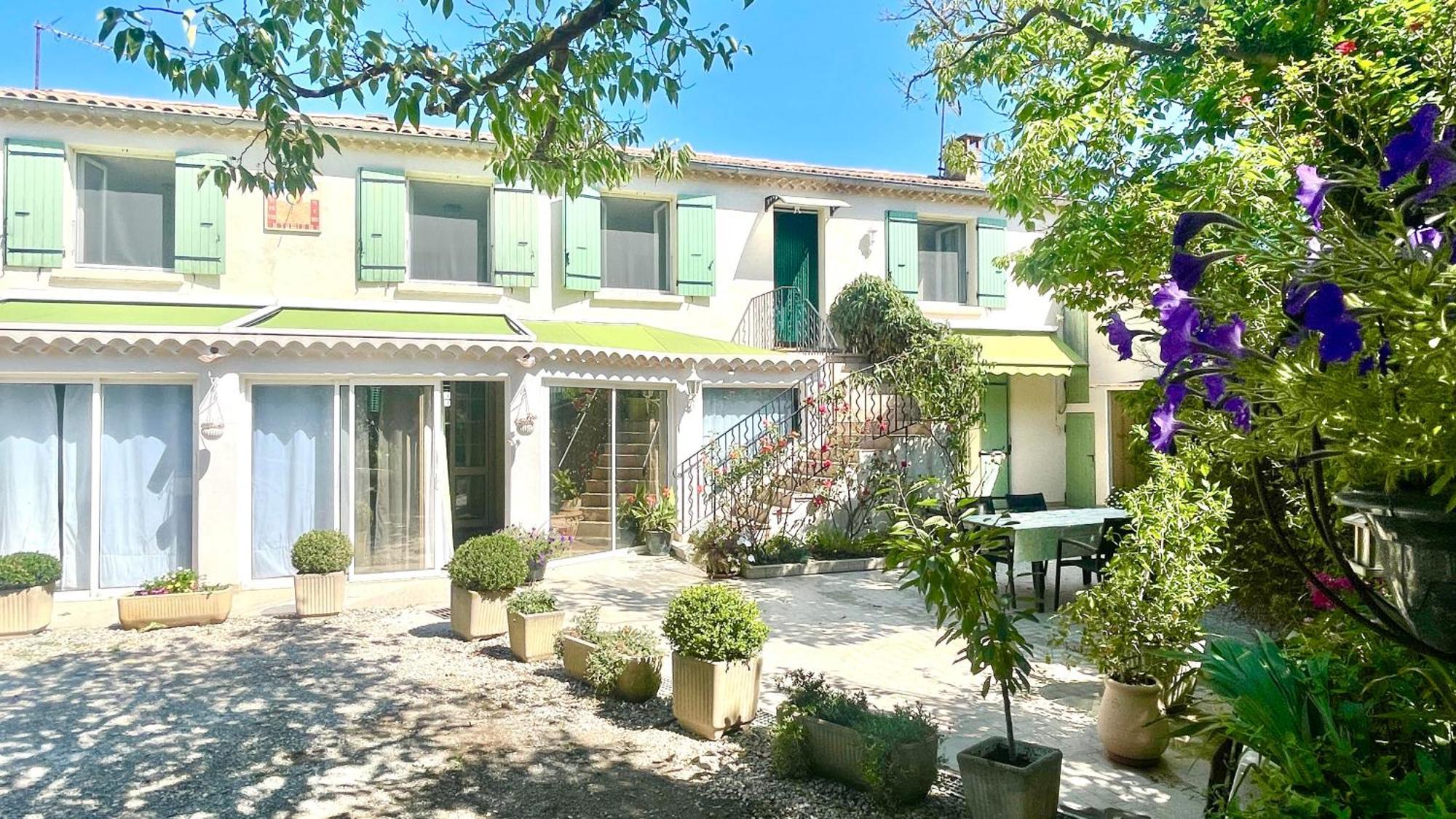 Rendez-Vous Avec Les Cigales - Gite 6 Personnes 100M2 - Piscine Privee - Climatisation Cheval-Blanc Esterno foto